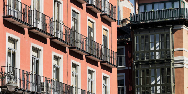 Puertas y Ventanas Insonorizadas de Aluminio / PVC Subirats · Aislamientos Acústicos